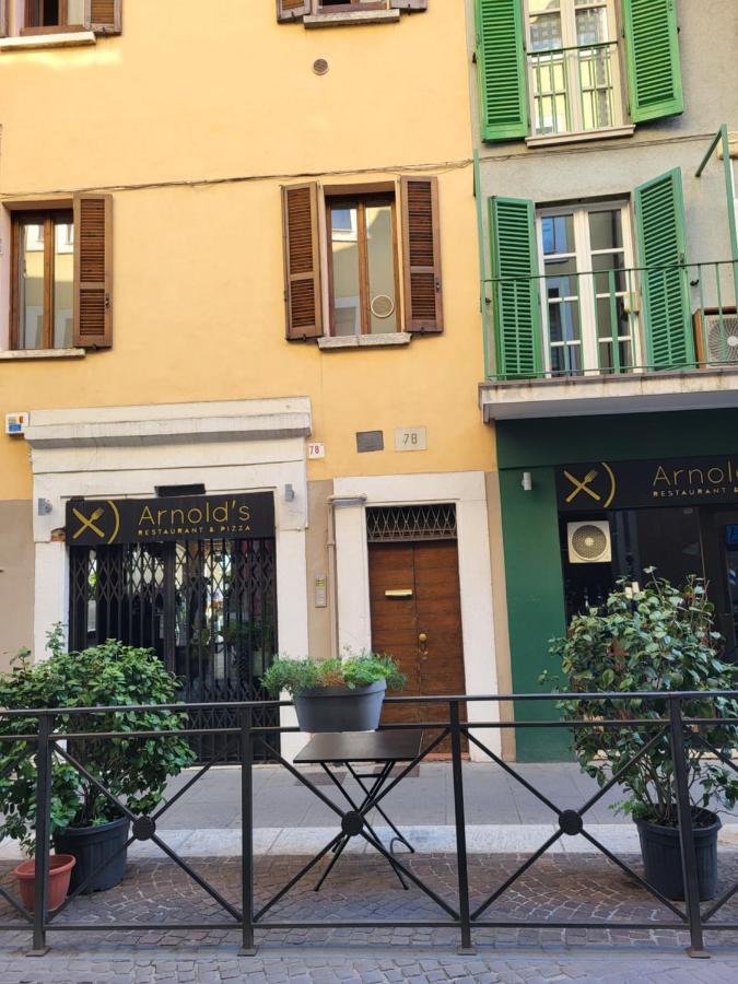 Mono Arnaldo Apartment Бреша Екстериор снимка
